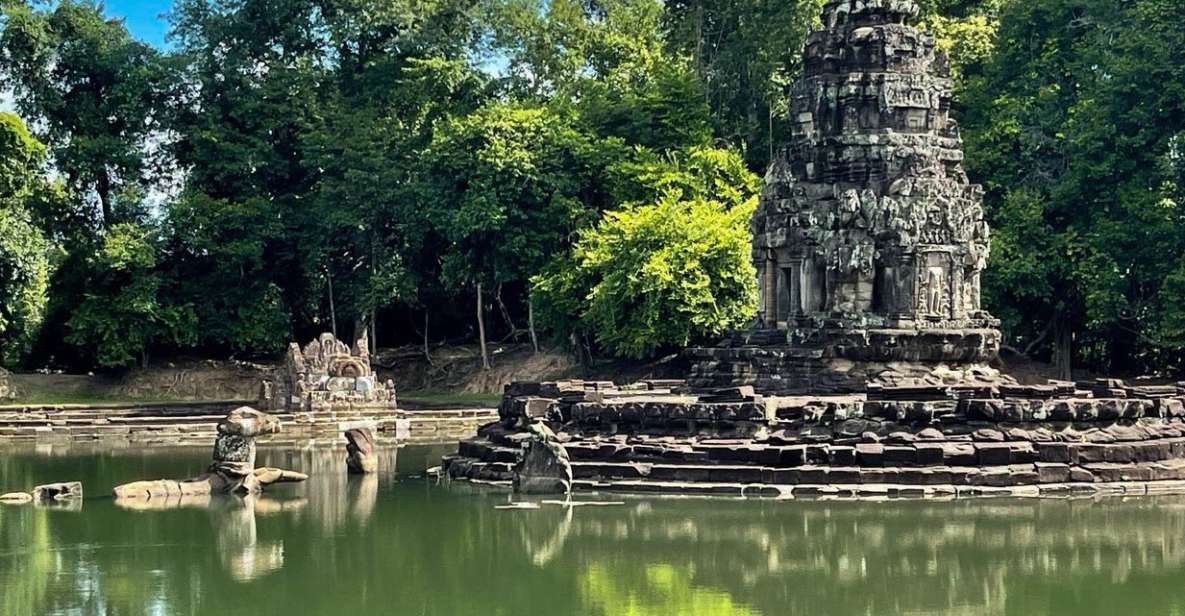 Small-Group Tour of Grand Circuit Temples With Banteay Srei - Pickup and Transportation