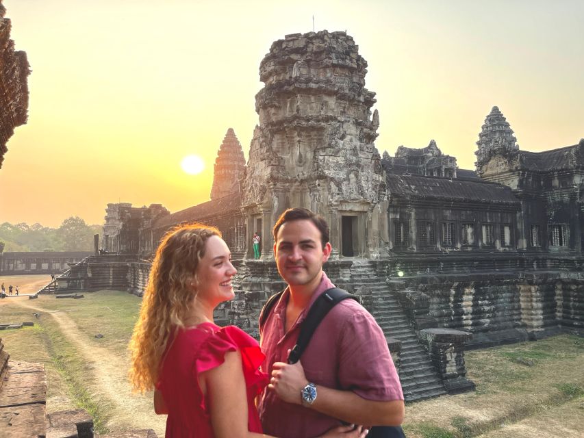 Sunrise in Angkor and Banteay Srei Private Tour - Angkor Wat Visit