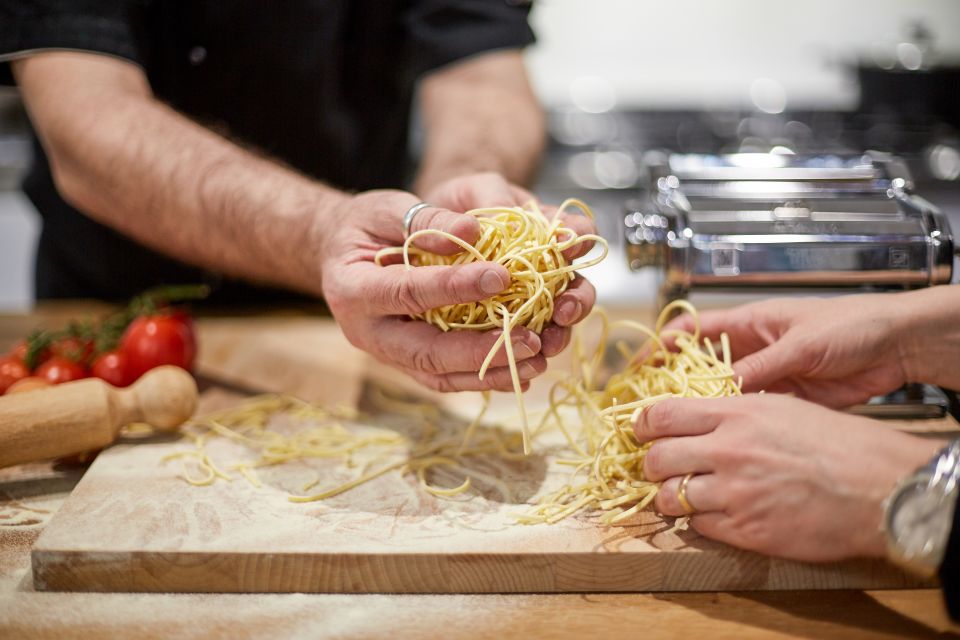 Venice: Fresh Pasta Making in Private Venetian Apartment - Logistics and Preparation