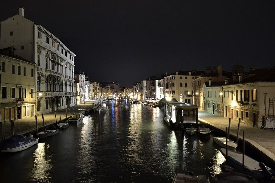 Venice: Private Ghost Tour and Gondola Ride - Inclusions