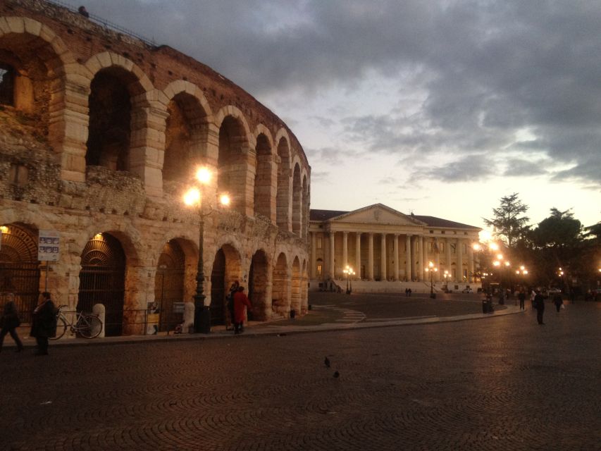Verona: Private 2-Hour Walking Tour - Experience Highlights