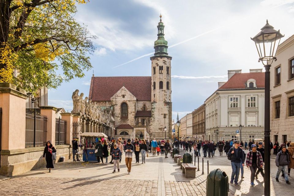 Wawel Castle, Old Town With St. Mary's Church Guided Tour - Highlights of the Guided Tour