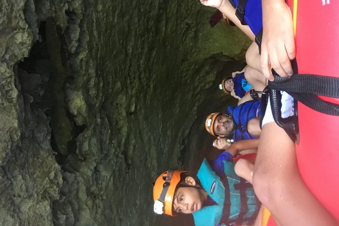 Xunantunich Mayan Temples and Cave Tubing Paradise - Safety Guidelines