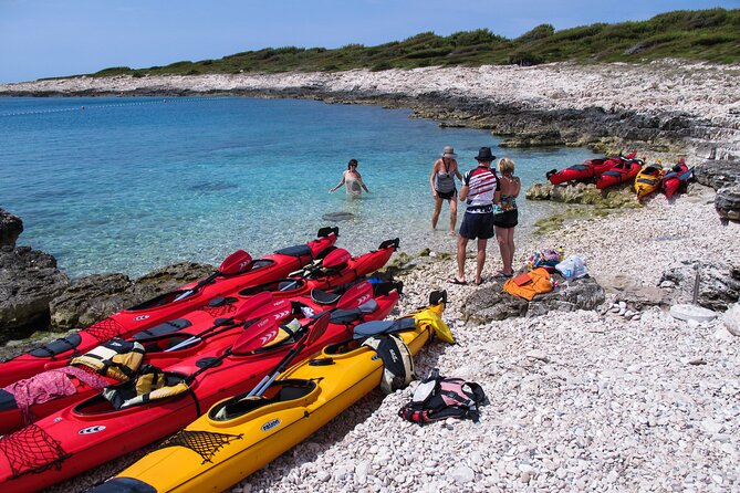 4-Hour Guided Sea Kayaking Activity in Hvar - Just The Basics