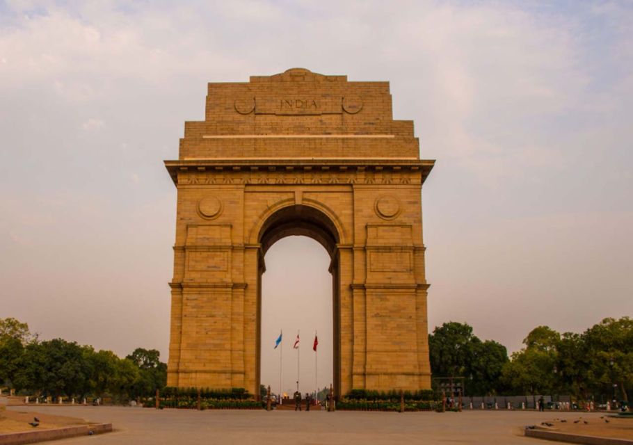 5-Day Tour of Delhi, Agra, Gwalior, Ochhaa, and Khajuraho - Inclusions and Services