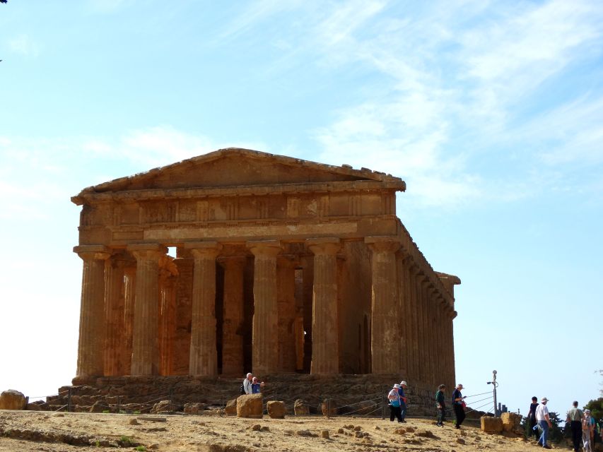Agrigento: Walking Tour of Ancient Akragas With Local Guide - Features of the Guided Tour