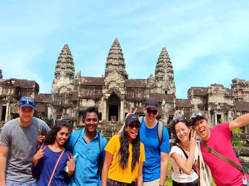 Angkor Highlight Sunrise Guided Tour & Banteay Srei - Discovering Ta Prohm Temple