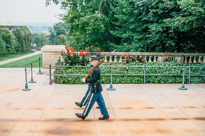 Arlington National Cemetery Walking Tour & Changing of the Guards - Tour Experience