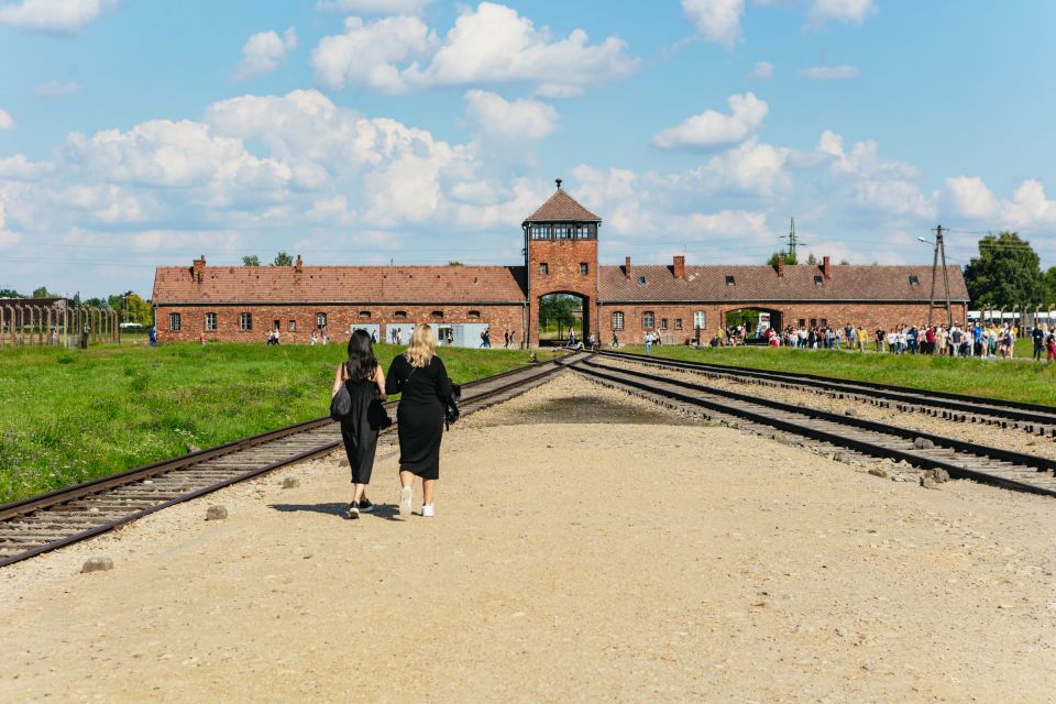 Auschwitz-Birkenau: Skip-the-Line Entry Ticket & Guided Tour - Customer Reviews