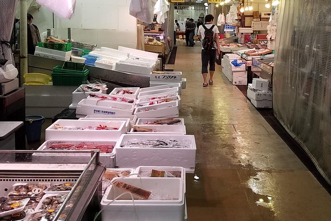 Deep Dive: Osaka Food Markets From Local to Luxurious! - Hidden Gems in Osakas Food Scene