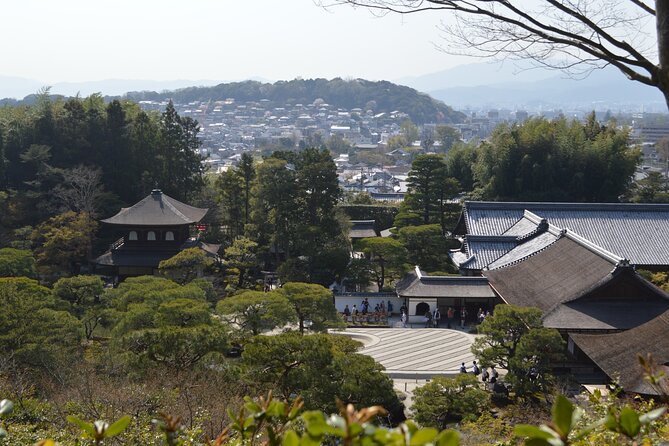 Discover the Beauty of Kyoto on a Bicycle Tour! - Tour Guides and Customer Recommendations