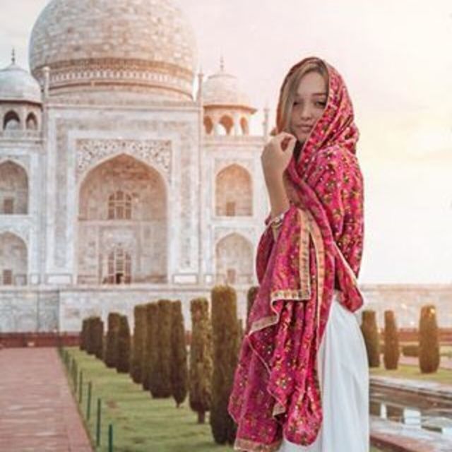 From New Delhi: Taj Mahal and Agra City Card With Transfers - Transportation Details
