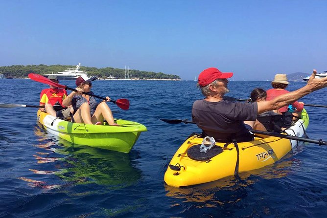 Guided Kayaking Tour to Pakleni Islands - Location and Meeting Point Information