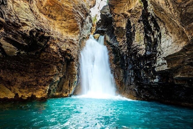 Hike to Rincon De Vieja National Park and La Leona Waterfall - Customer Reviews Analysis