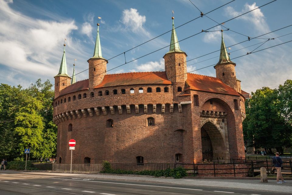 Krakow: the Old Town and the Wawel Castle Guided Tour - Participant Information