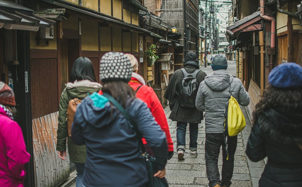 Kyoto: Geisha Arts Gion Cultural Walk With Geisha Show - Optional Japanese Lunch or Tea