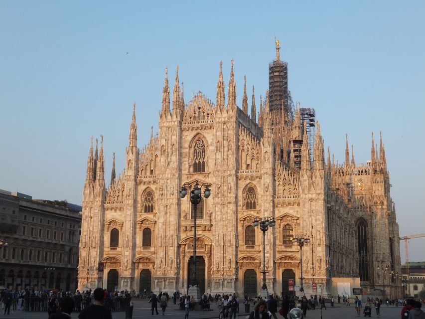 Milan Full-Day Private Sightseeing Tour and Cooking Class - Booking and Scheduling