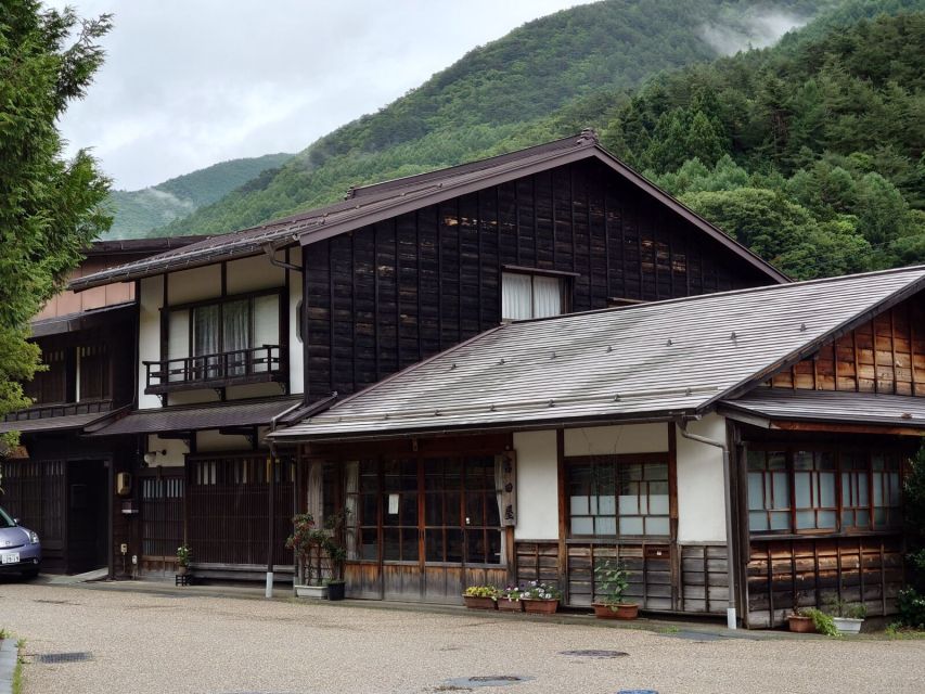 Nagano/Matsumoto: Matsumoto Castle and Narai-juku Day Trip - Common questions