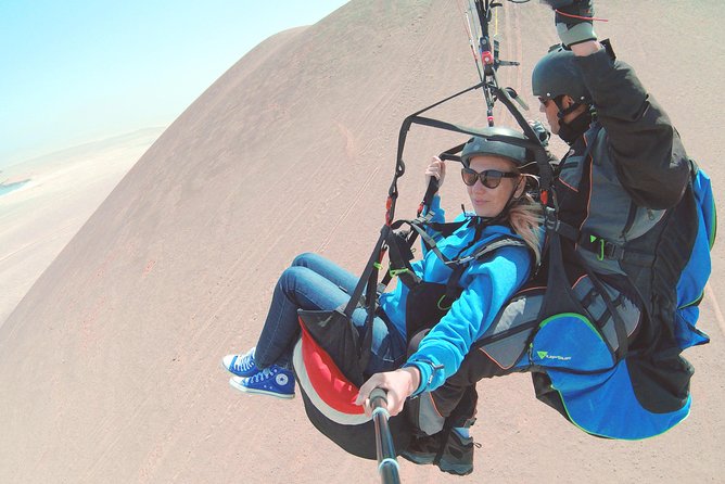 Paragliding Flight at the Paracas National Reservation - Booking and Pricing