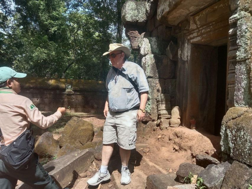 Private Preah Vihea and 2 Temples Guided Tour - Meeting Point and Pickup Options