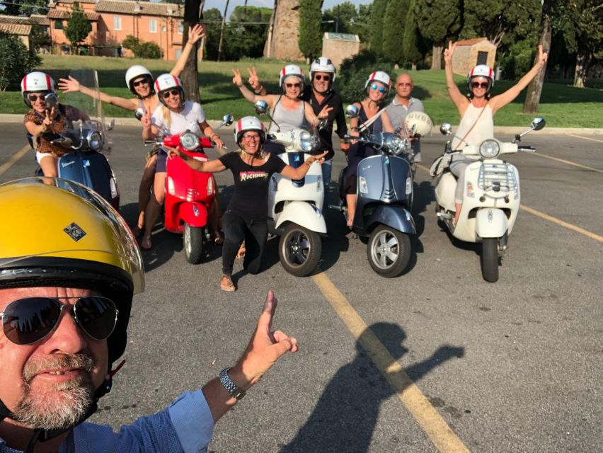 Rome: Colosseum and Pyramid of Cestius Vespa Tour in German - Miscellaneous Details