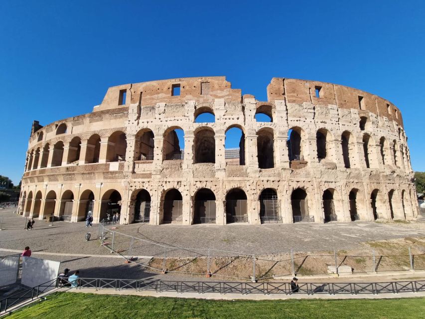 Rome: Colosseum, Palatine Hill and Roman Forum Private Tour - Background Details