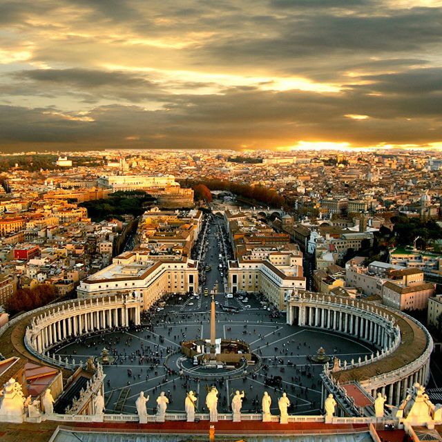Rome: Private City Tour With Driver - Detailed Description of the Tour