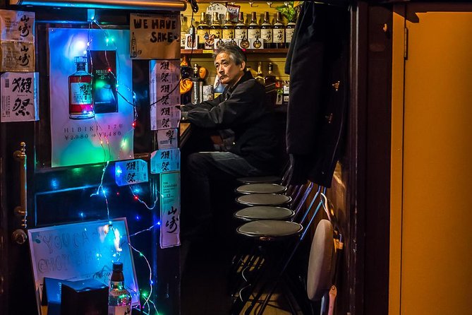 Shinjuku Omoide Yokocho, Kabukicho and Golden Gai Food Tour - Tour Guide Sandra