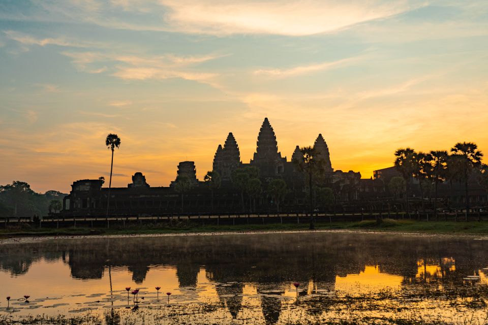 Siem Reap: Angkor Sunrise 2 Days Guided Bike Tour - Dress Code and Operating Details