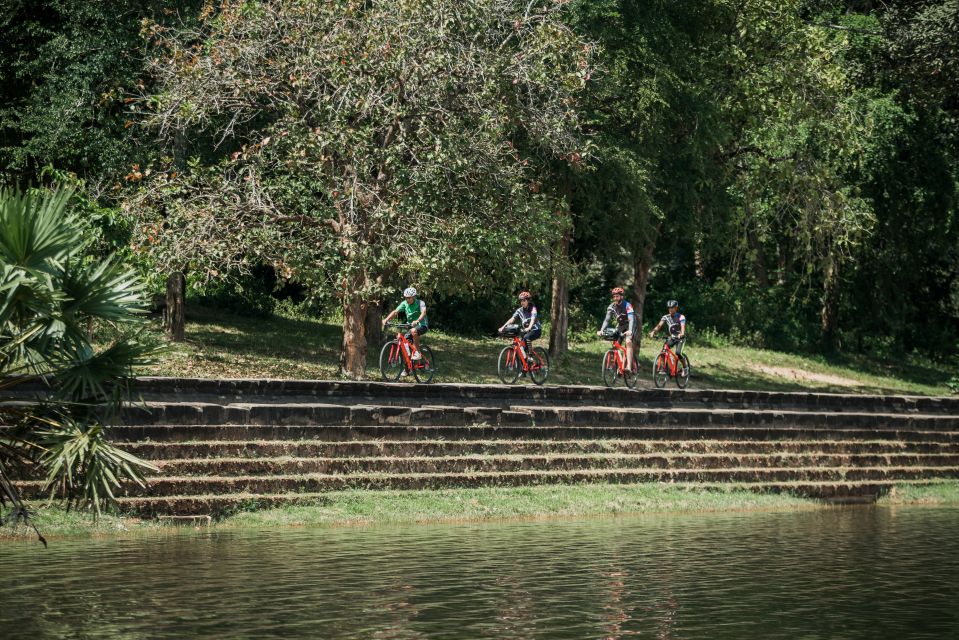 Siem Reap: Angkor Sunrise Bike Tour With Breakfast and Lunch - Review Summary