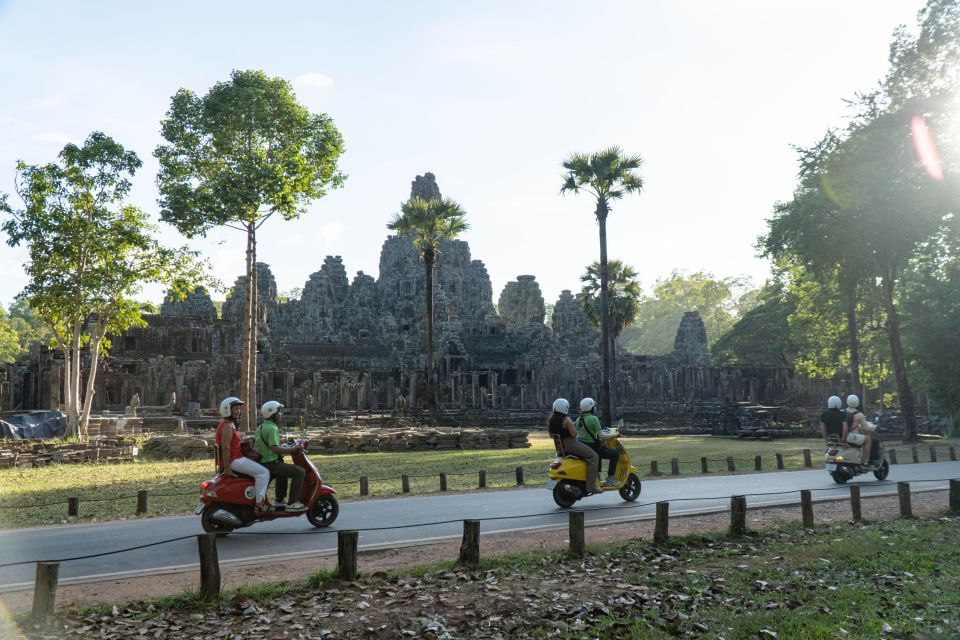 Siem Reap: Angkor Twilight & Boat Vespa Adventure - Itinerary Details