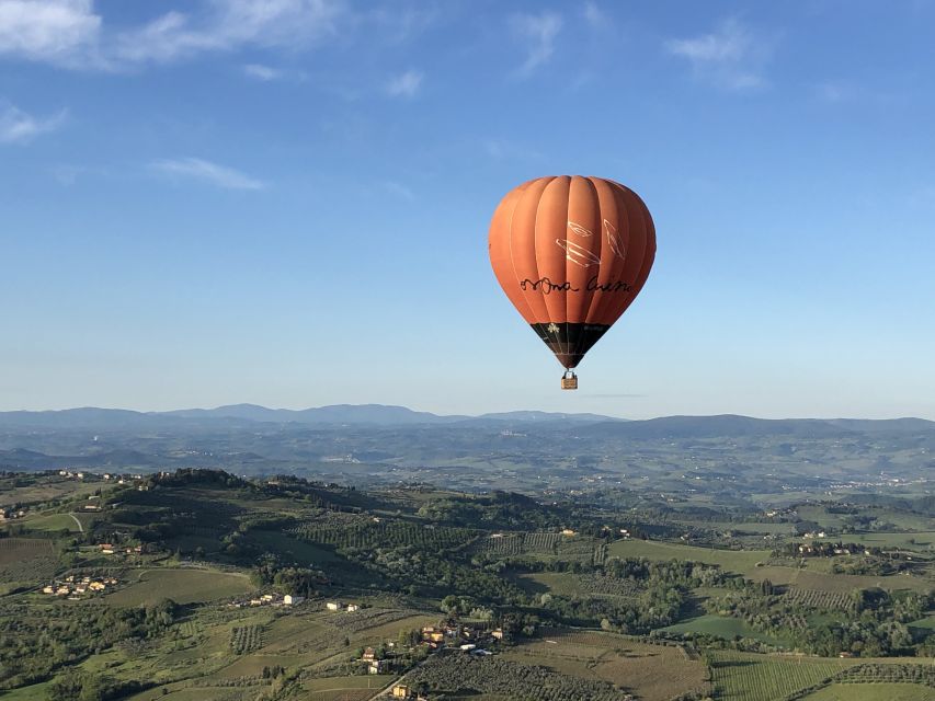 Siena: Balloon Flight Over Tuscany With a Glass of Wine - Safety Briefing and Flight Height