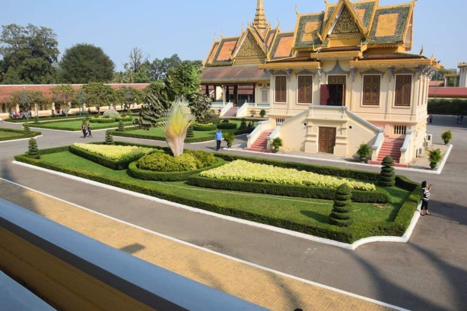 Sightseeing and History Tour in Phnom Penh - Customer Reviews and Ratings