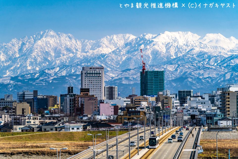 Toyama: 1 or 2 Day Car Rental - Participant and Date Selection