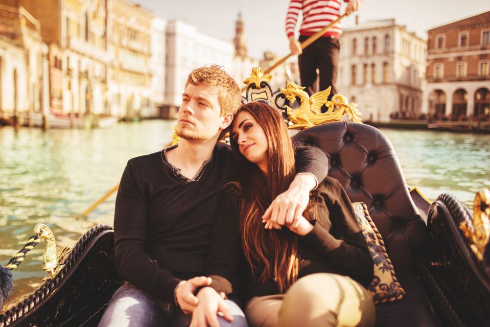 Venice: Private Gondola Ride With Personal Photographer - Meeting Point