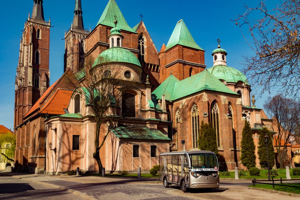 Wroclaw: 2-Hour Private Guided Tour by Electric Car - Review Ratings