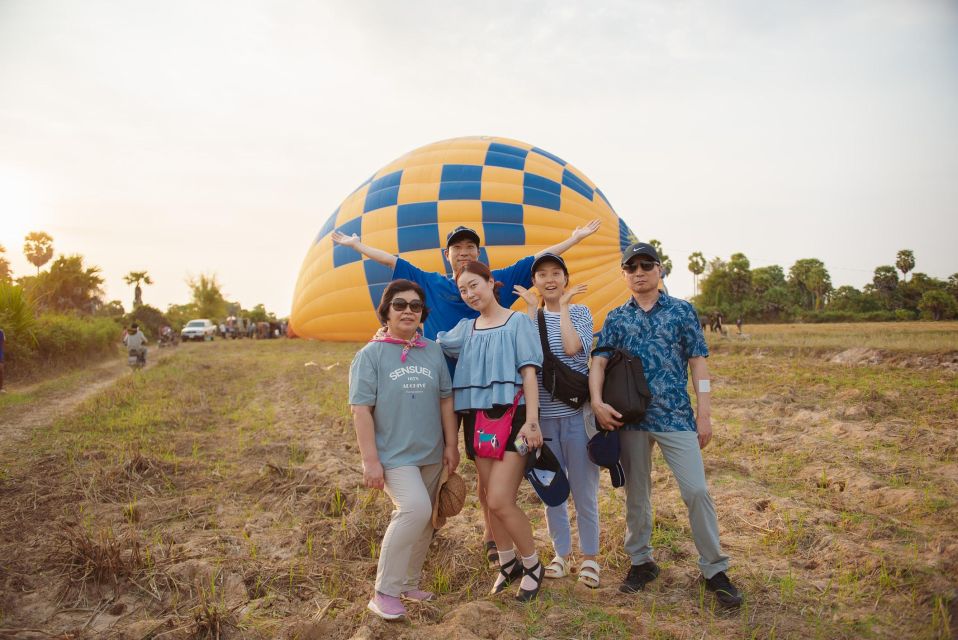 Angkor Stunning Hot Air Balloon - The Thrill of the Balloon Flight
