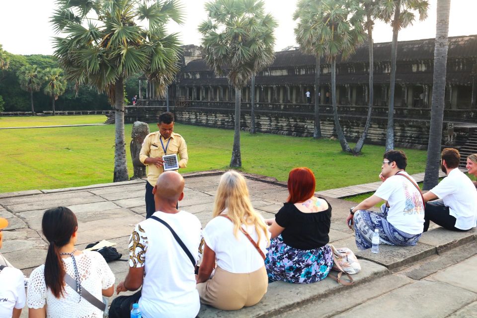 Angkor Wat Temple Hopping Tour With Sunset - Location and Product Details
