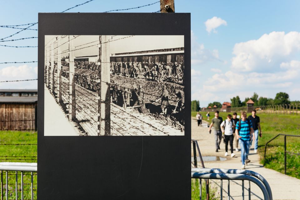 Auschwitz-Birkenau: Skip-the-Line Entry Ticket & Guided Tour - Review Summary
