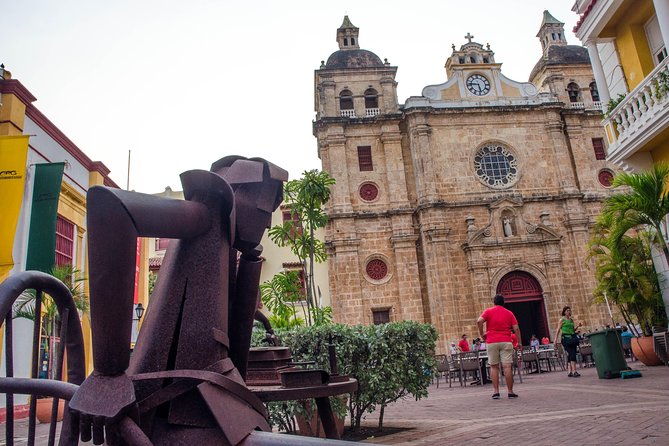 Cartagena -Architecture and Style Tour- - Capturing Architectural Beauty Through Photography