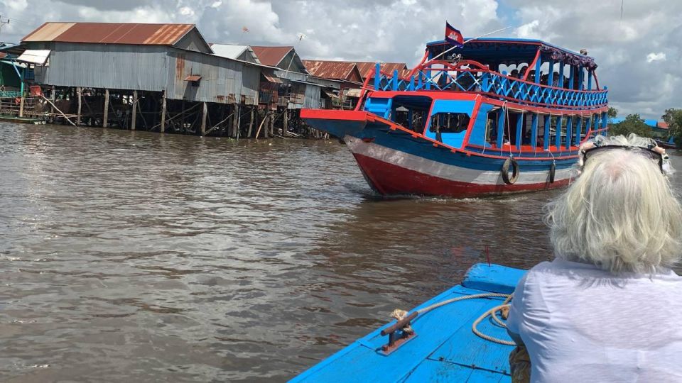 Floating Village & Bakong & Rolous Temple Group - Location Overview