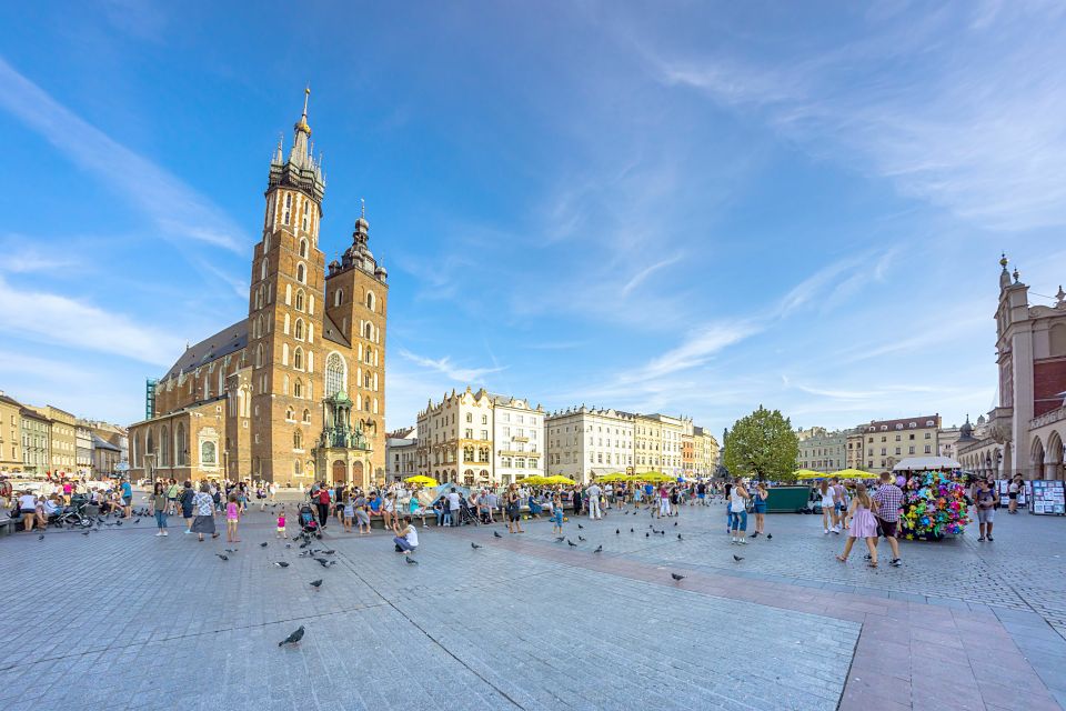 Krakow: Electric Car Sightseeing Tour - Common questions