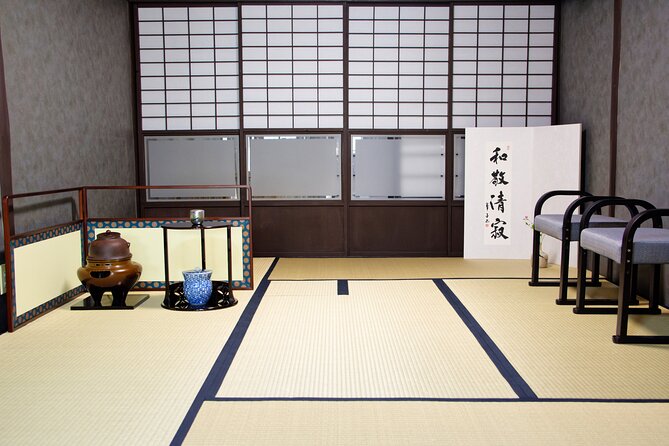 KYOTO Tea Ceremony With Kimono Near by Daitokuji - Host Responses