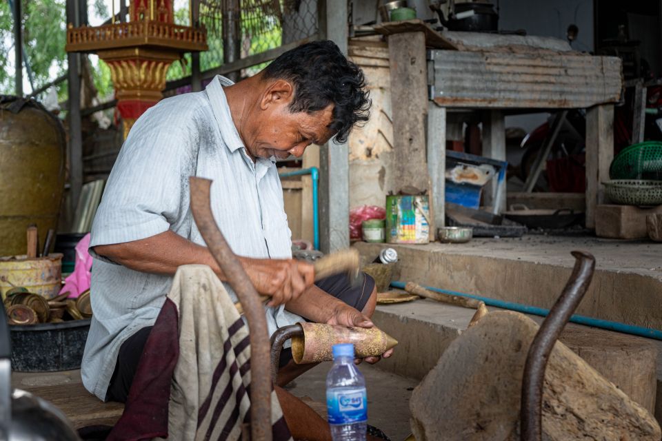 Phnom Penh: Phnom Oudong & Koh Chen Village - Lunch Include - Product Information