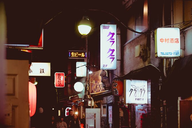 Private Shinjuku Nightlife Walking Tour & Golden-Gai Bar Crawl - Traveler Support