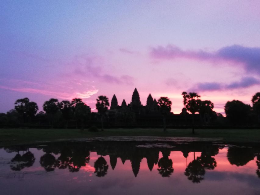 Private Sunrise Tour: Angkor Wat, Bayon and Ta Prohm Temple - Temple Highlights