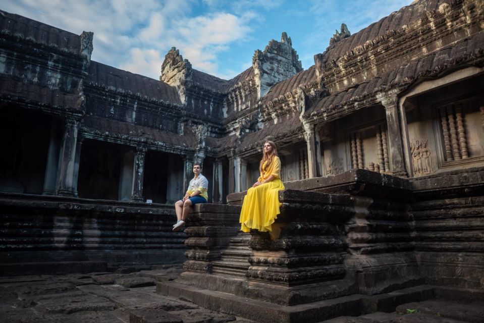 Professional Photoshoot in Angkor Archaeological Park - Post-Tour Souvenirs