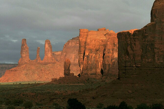 2.5 Hours of Monument Valleys Backcountry 44 Tour - Park Accessibility