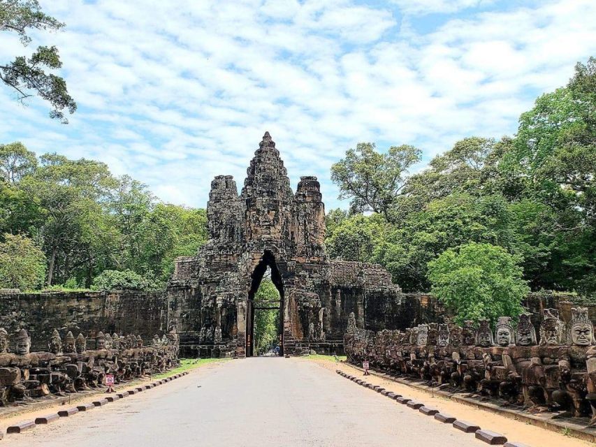 2 Day Private Guided Tour in Angkor Temples, Cambodia - Transportation Details