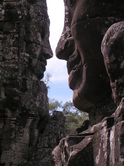 2 Days Angkor Wat, Ta Promh, Beng Mealea & Tonle Sap - Live Tour Guide Information